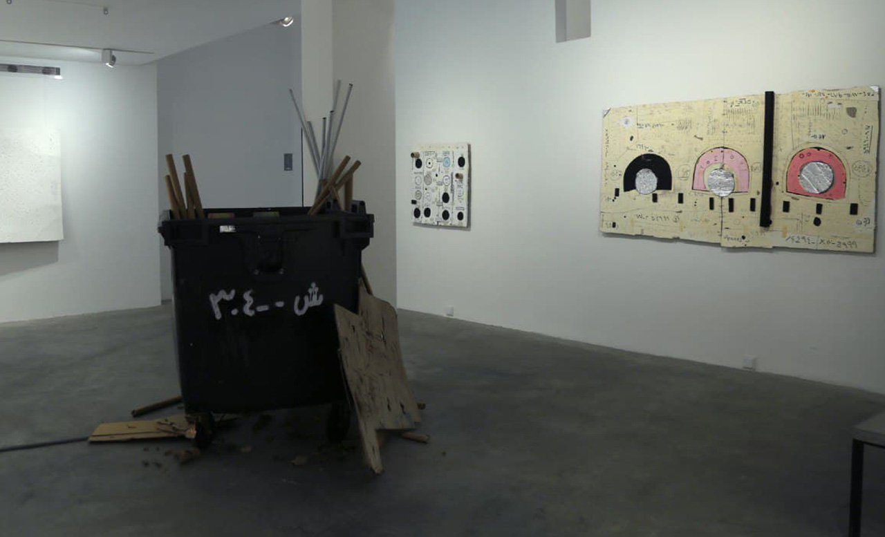 The pleasure of worthlessness-installation view